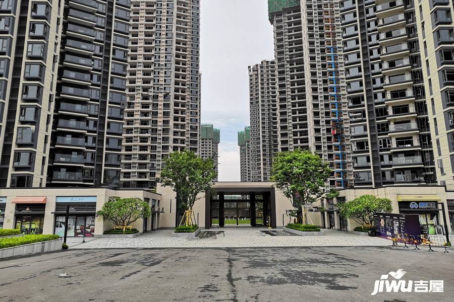 融创·清城首府预计2019年年底交楼 9200元/平方米
