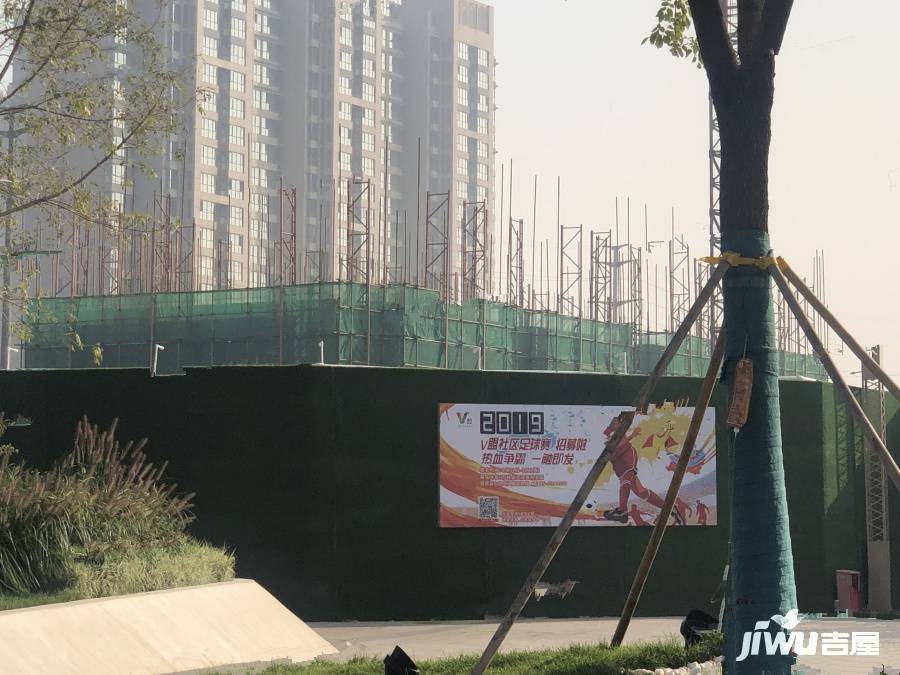 唐山路北远洋城万科翡翠蓝山实景图51- 吉屋网