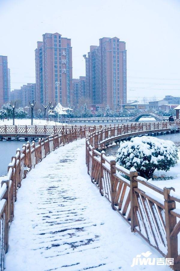 龙润湾实景图图片