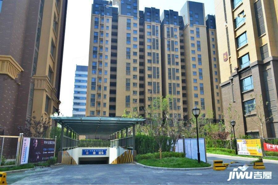 华建1街区写字楼实景图图片