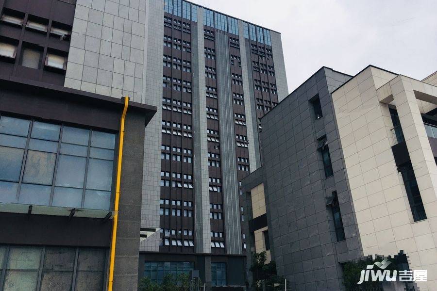 万城银座实景图图片