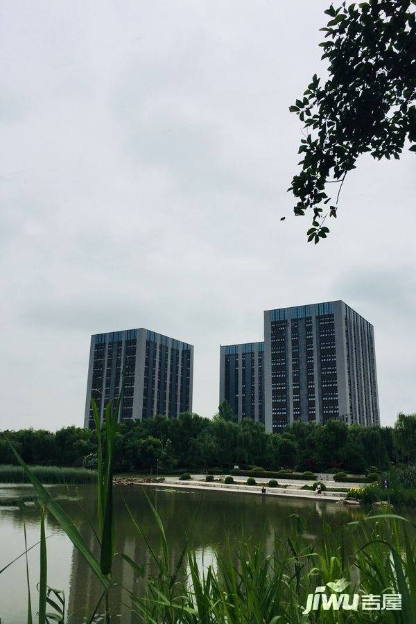万城银座实景图图片