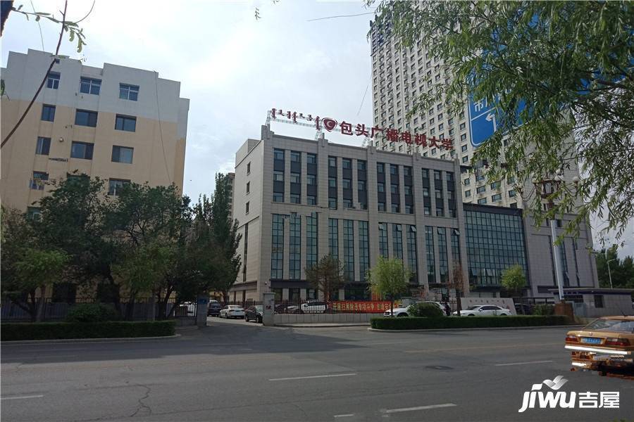 包头昆都仑区华悦府售楼处29- 吉屋网