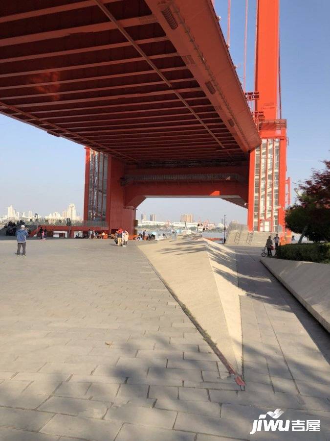 世茂锦绣长江W+实景图图片