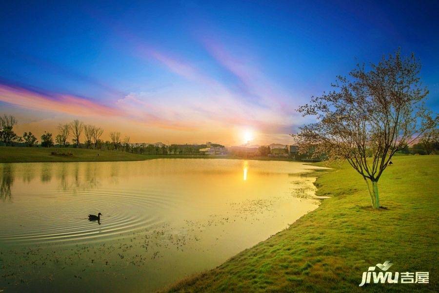 恒大云湖上郡实景图图片