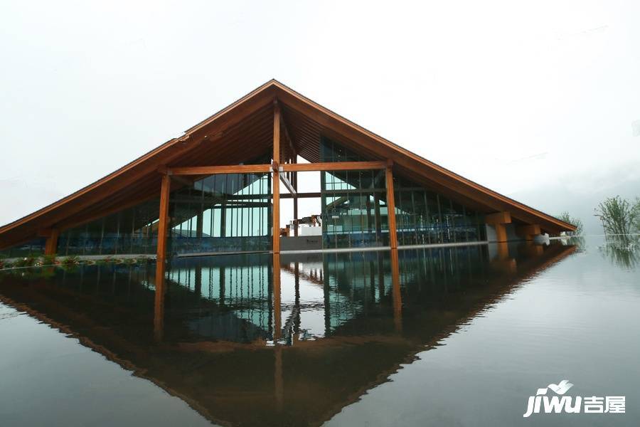 中建雲山小镇实景图图片