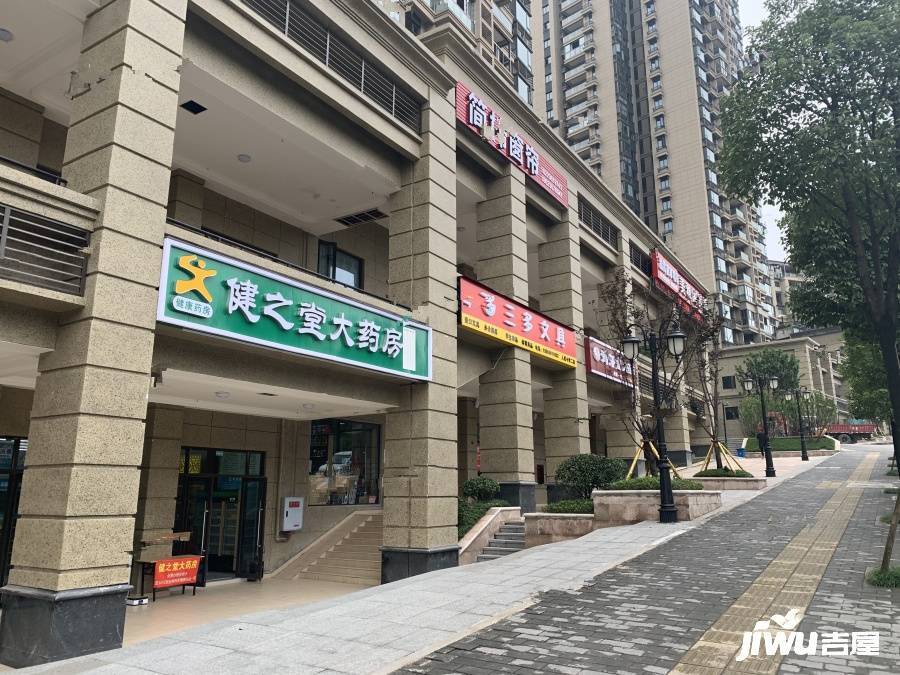 世茂茂悦府商铺实景图图片