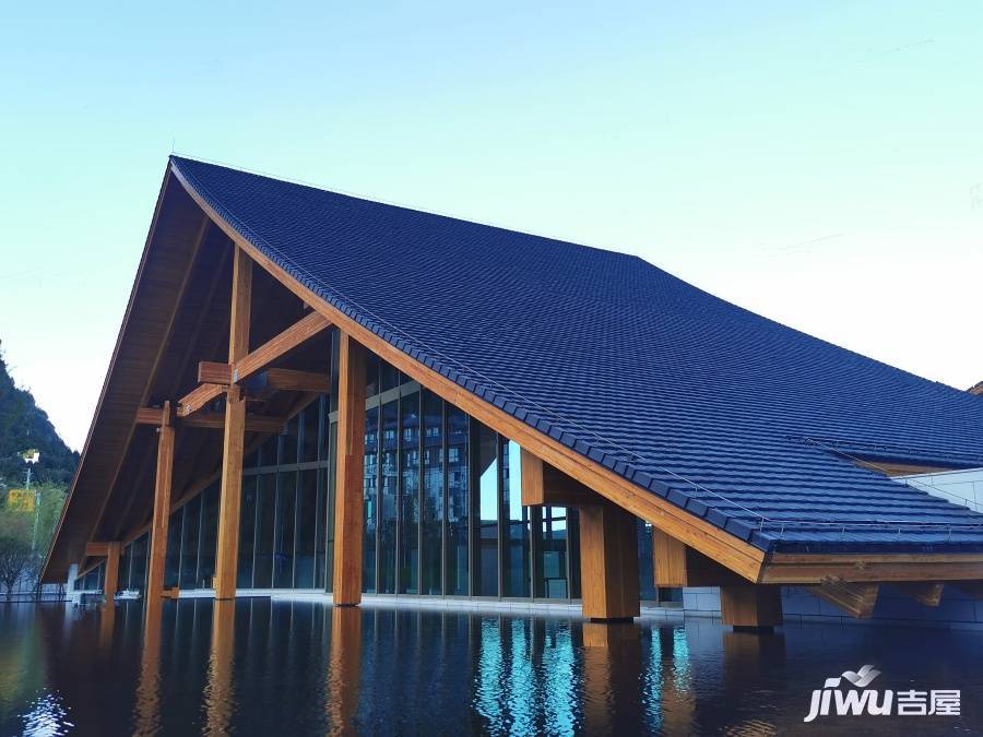 中建雲山小镇实景图图片