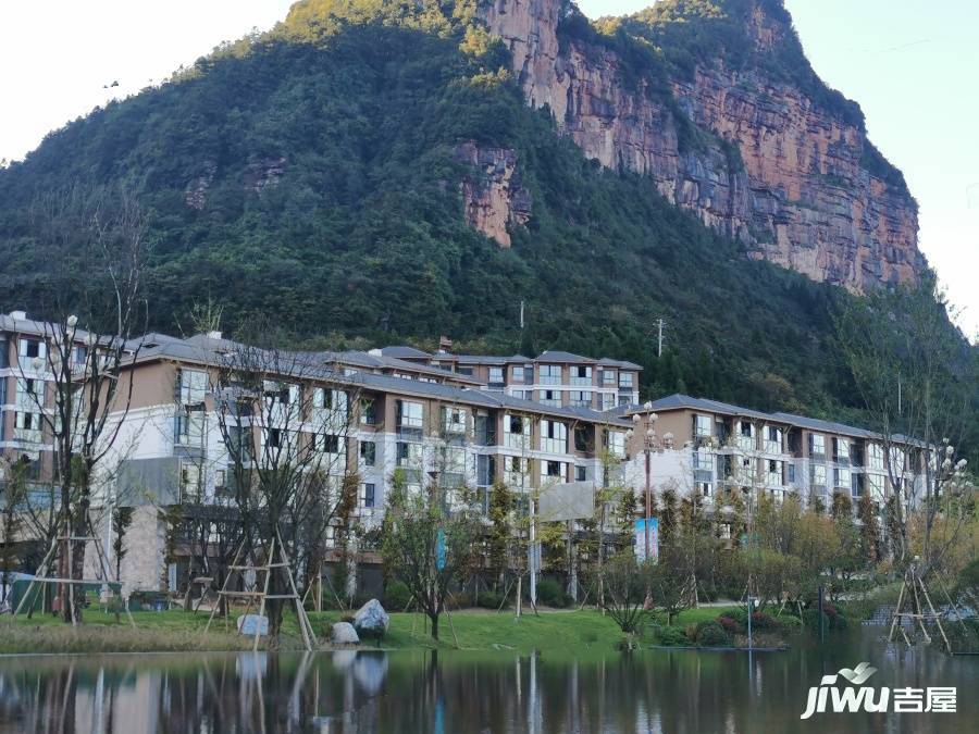 中建雲山小镇实景图图片