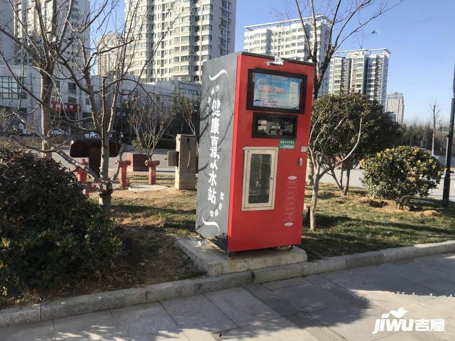 五彩都会实景图图片