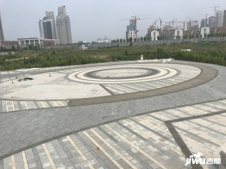 五彩城市奥莱实景图78