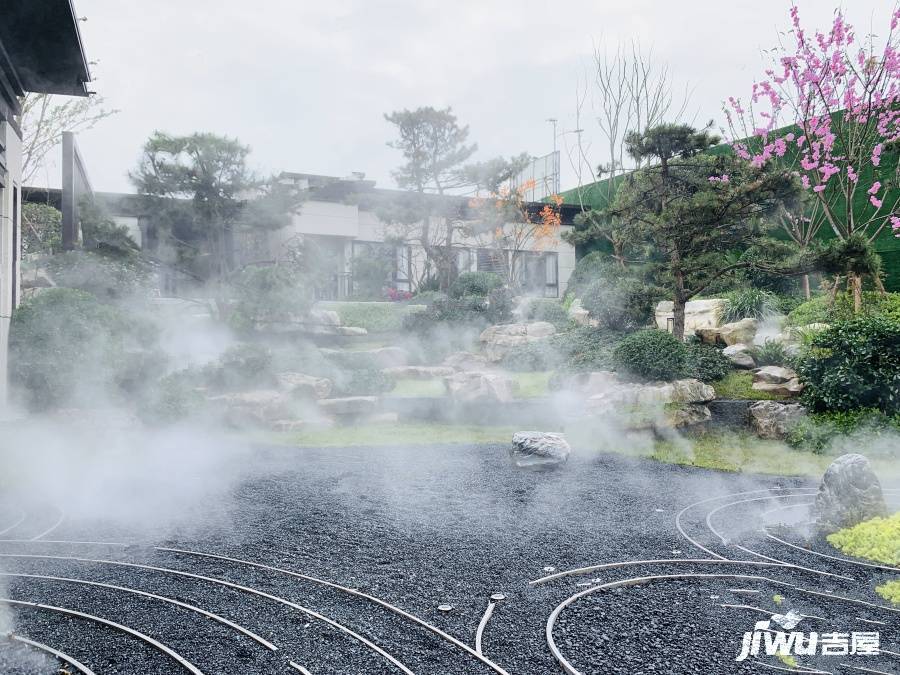 蓝光雍锦湾实景图图片