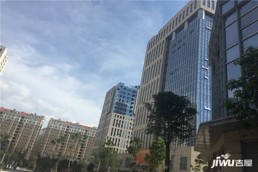 南悦城鲸彩广场实景图图片