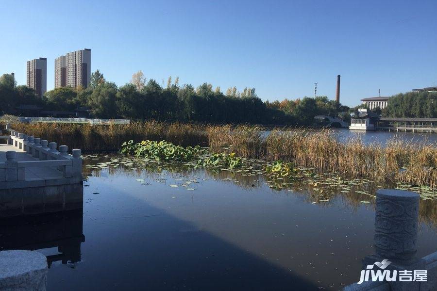 亚泰山语湖实景图图片