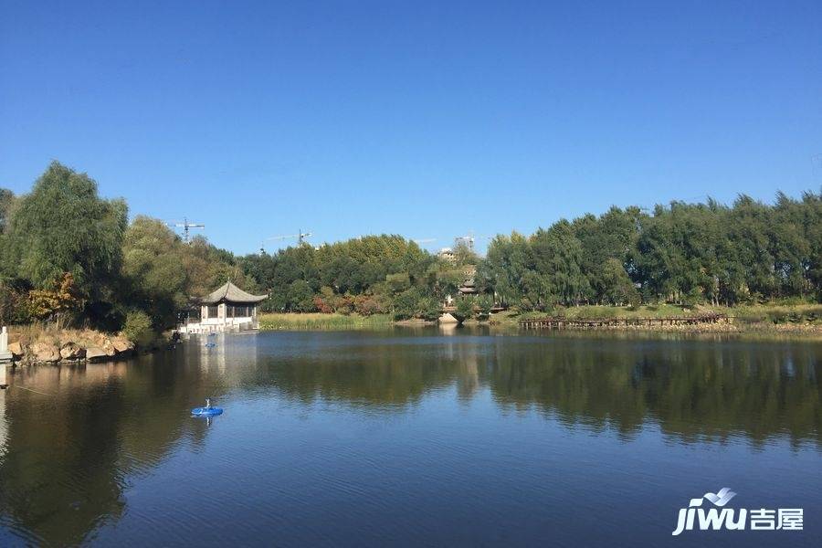 亚泰山语湖实景图图片