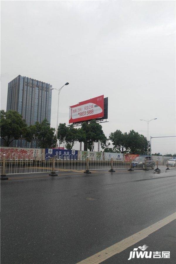 鸿海万科天空之城实景图图片