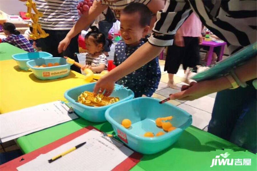 金地熙园售楼处图片