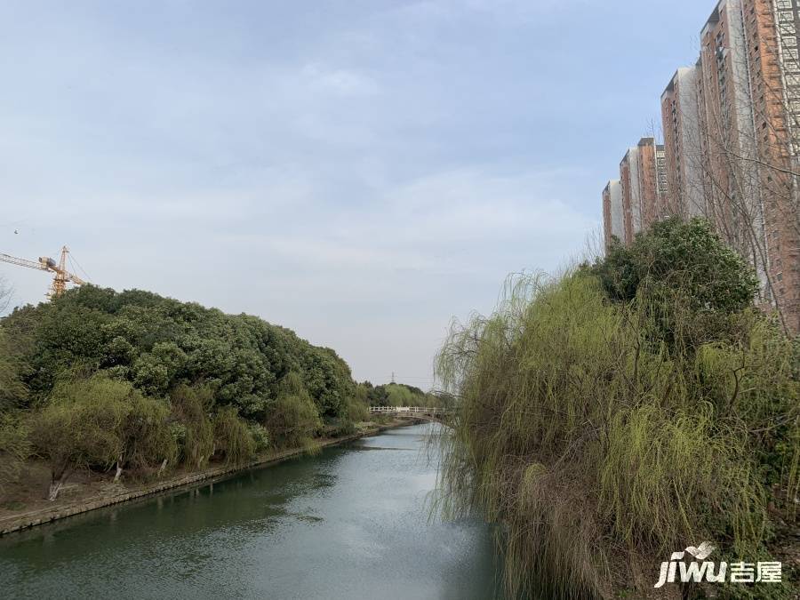 星湖广场实景图图片