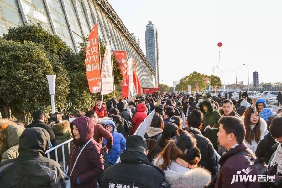 绿地新里城售楼处图片