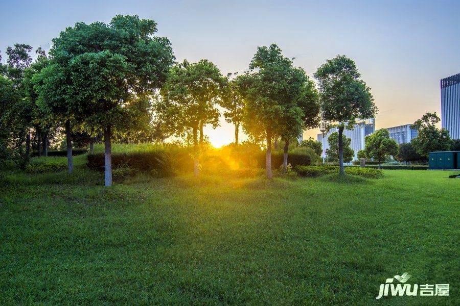 淮安星雨华府实景图图片