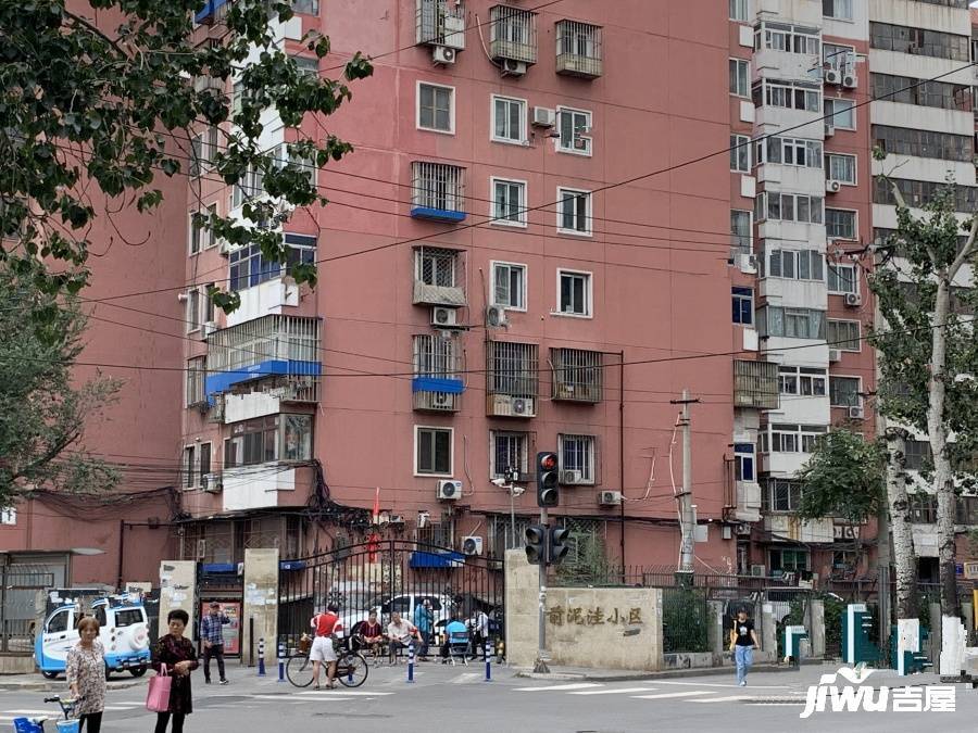 前泥洼实景图图片