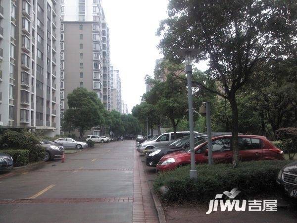 万科假日风景实景图图片