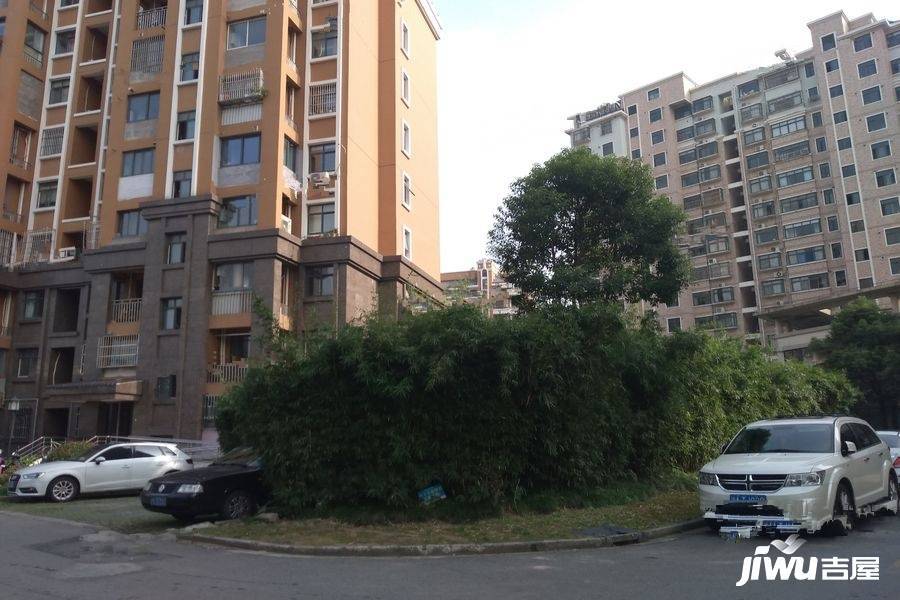 沁春名邸实景图图片