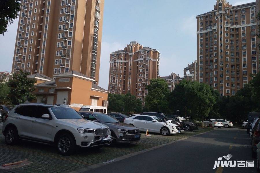 沁春名邸实景图图片