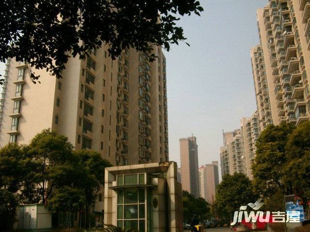 虹桥万博花园实景图图片