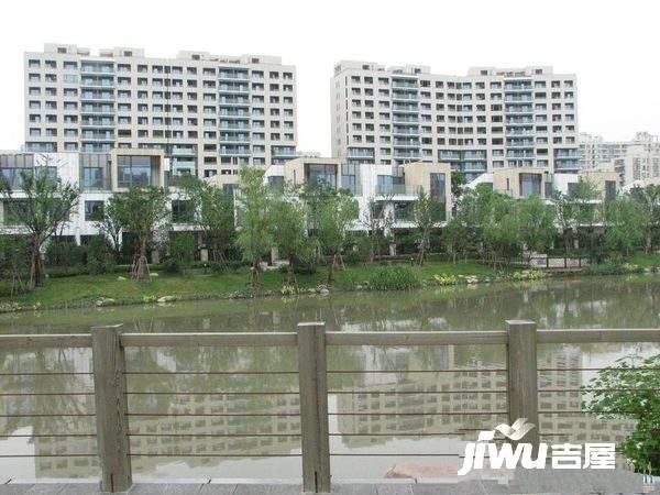 金地湾流域实景图图片