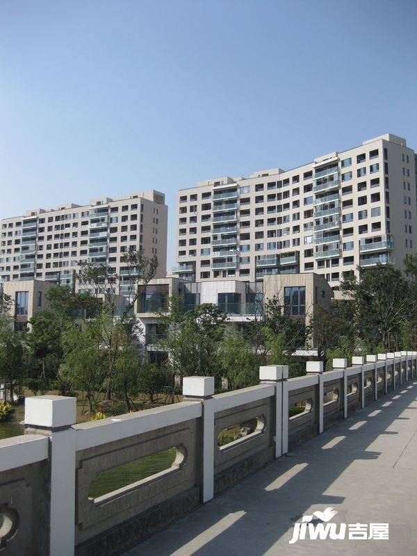 金地湾流域实景图图片