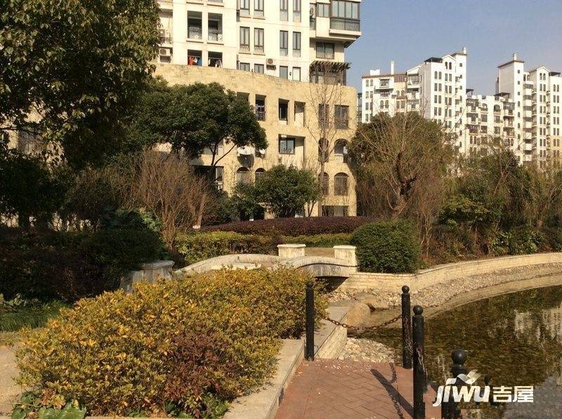 城市经典四期高迪实景图图片