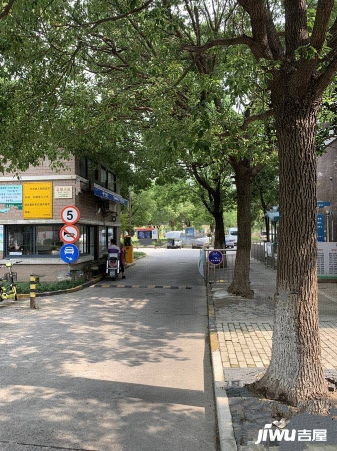 日月华庭三期实景图图片