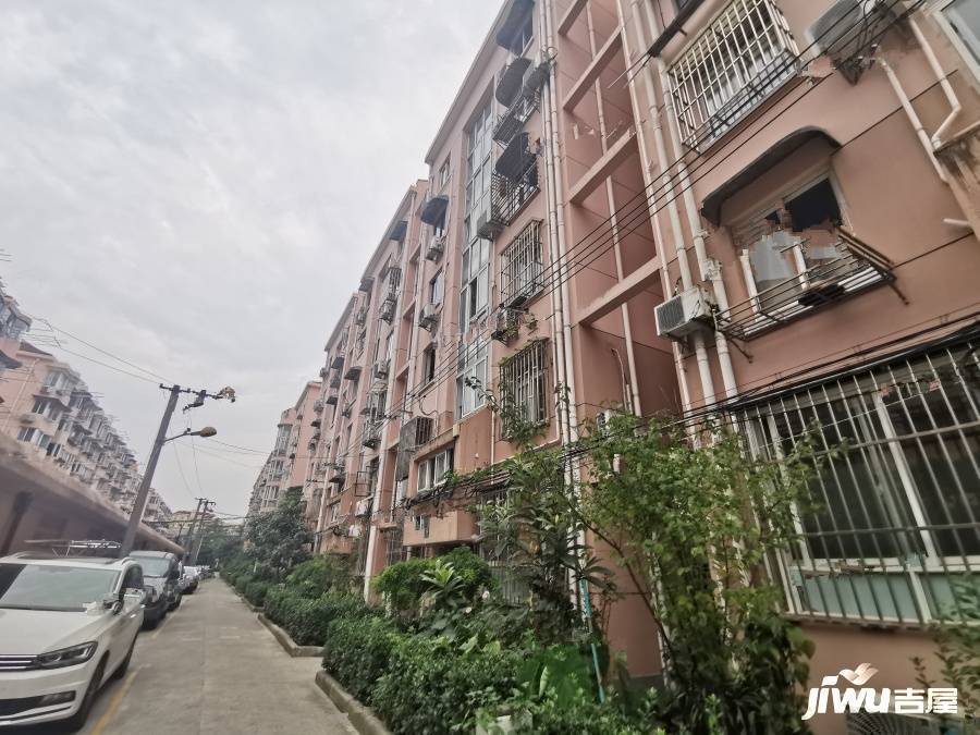 凌兆九村实景图图片