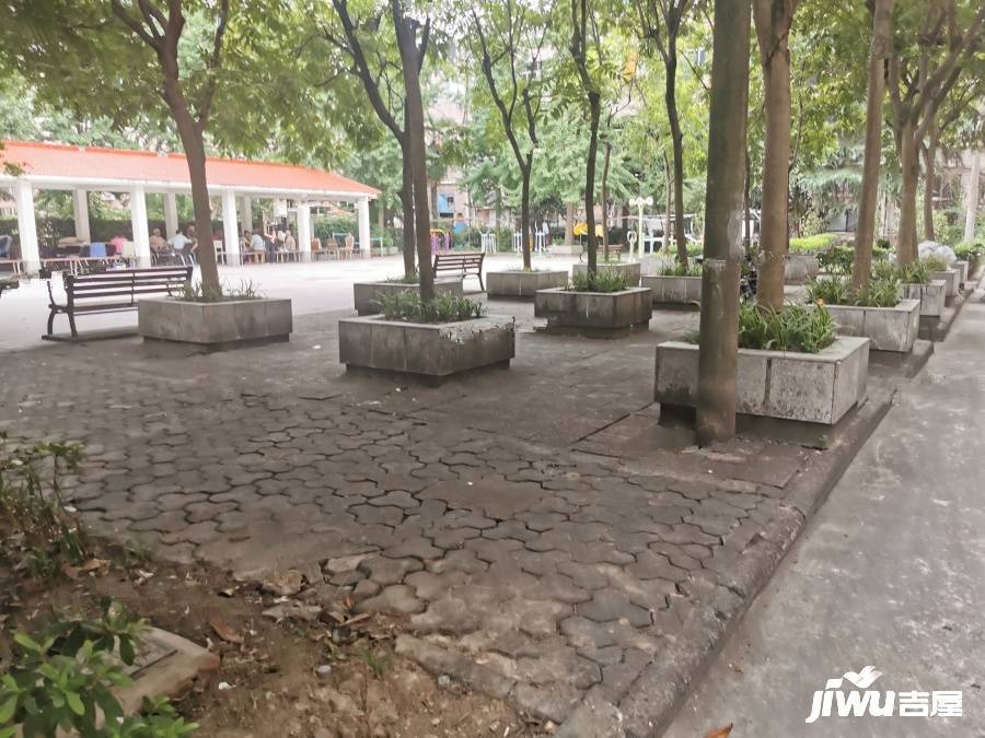 凌兆九村实景图图片
