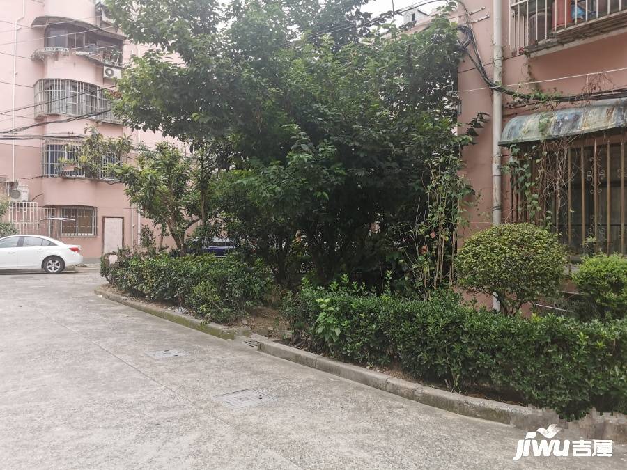 凌兆九村实景图图片