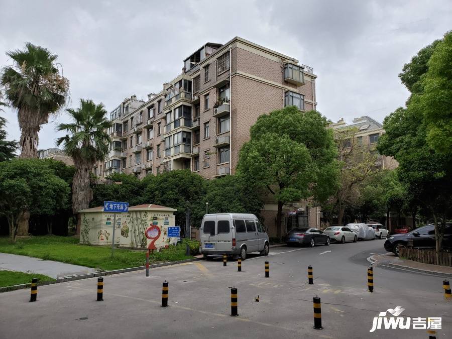 贝越高行馨苑实景图图片
