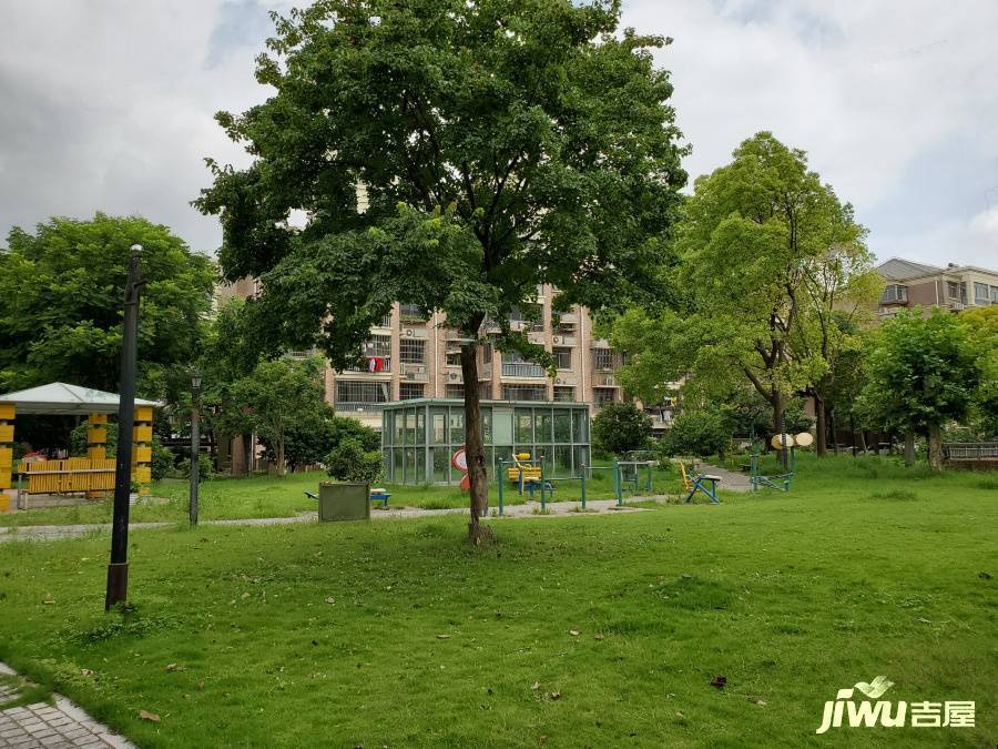 贝越高行馨苑实景图图片