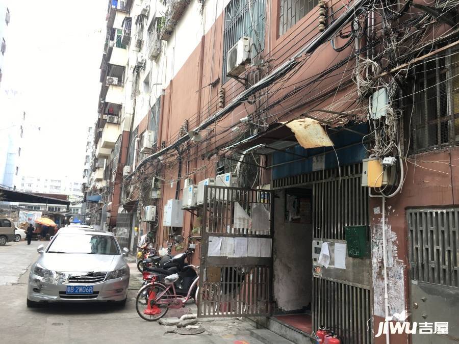 宝安75区住宅楼实景图图片