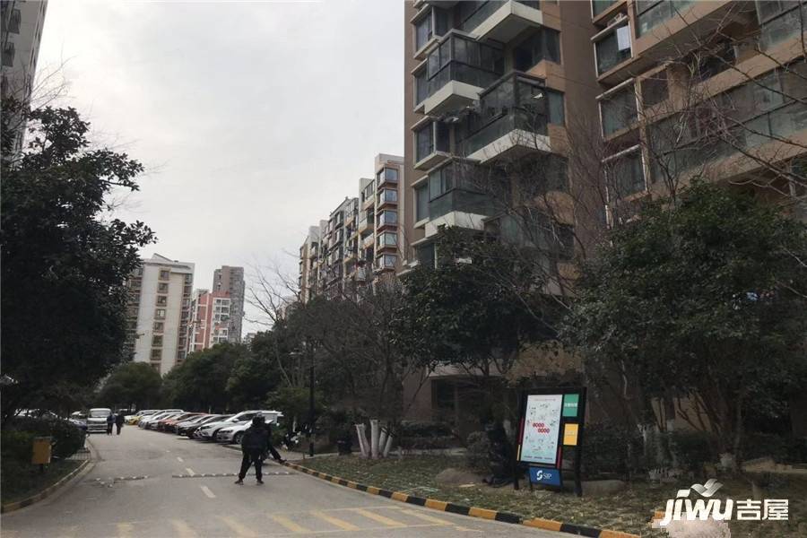 亿城左岸香颂实景图图片