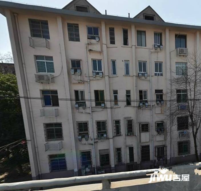 东风路兴通商住楼实景图图片