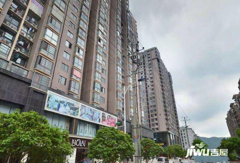 水岸山城实景图图片