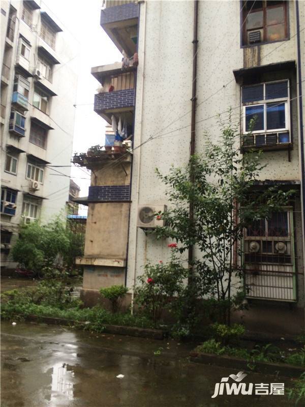 武汉市第一技术学校宿舍实景图图片