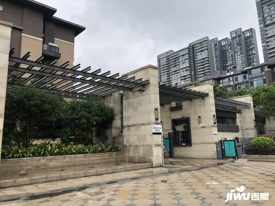 纯水岸东湖二期实景图图片