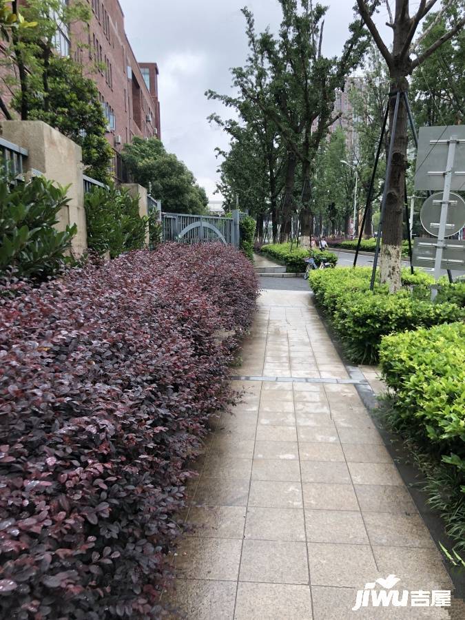 纯水岸东湖二期实景图图片