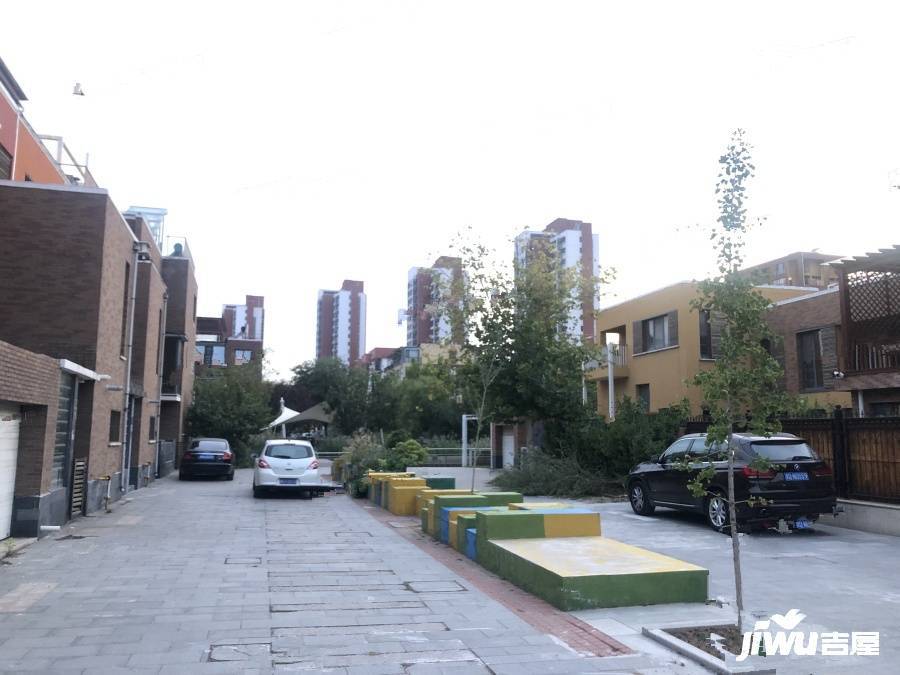 社会山花园实景图图片