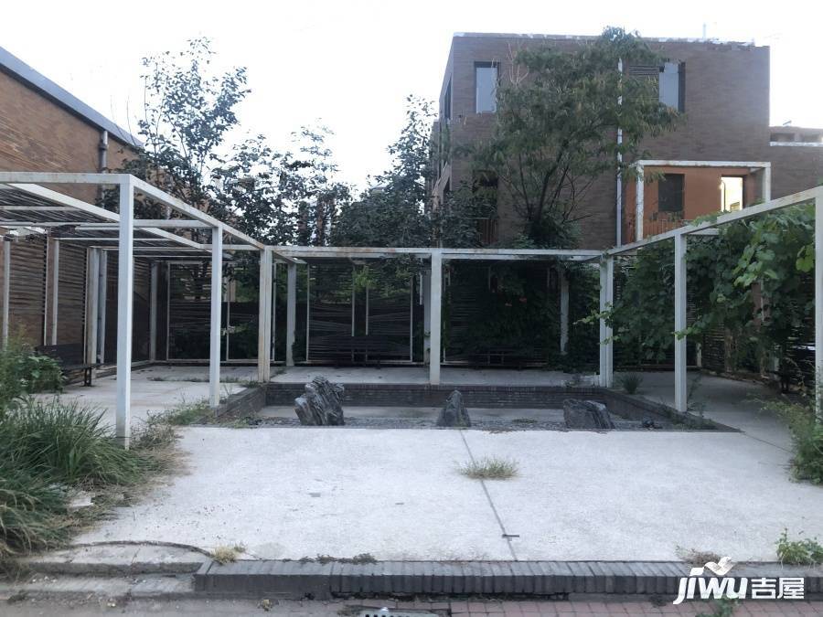社会山花园实景图图片