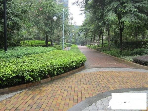 汇景新城中央庭园实景图图片