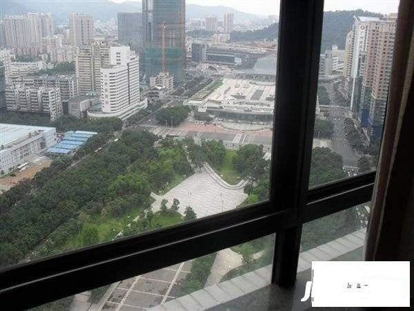 中信广场国际公寓实景图图片