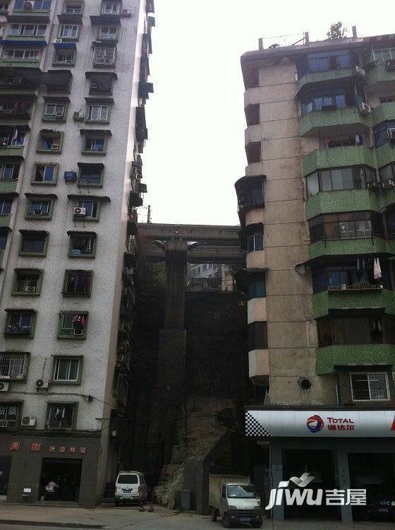 轻轨江岚雅社实景图图片